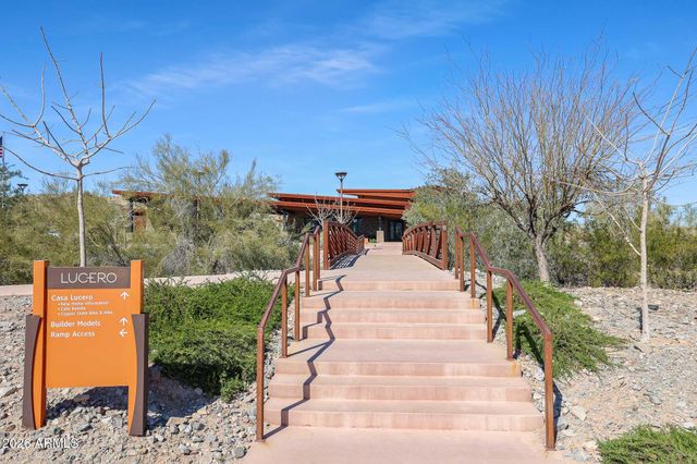 17334 W WANDERING CREEK Road, Goodyear, AZ 85338