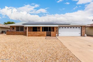 9430 W ARROWHEAD Drive, Sun City, AZ 85351