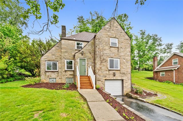 1761 Bower Hill Rd, Scott Twp, PA 15243