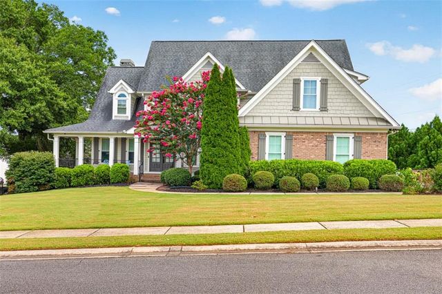 5704 Avalon Commons Way, Clermont, GA 30527