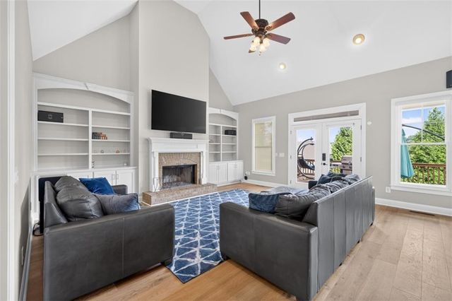 5704 Avalon Commons Way, Clermont, GA 30527