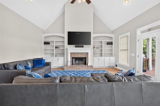 5704 Avalon Commons Way, Clermont, GA 30527