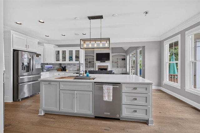 5704 Avalon Commons Way, Clermont, GA 30527