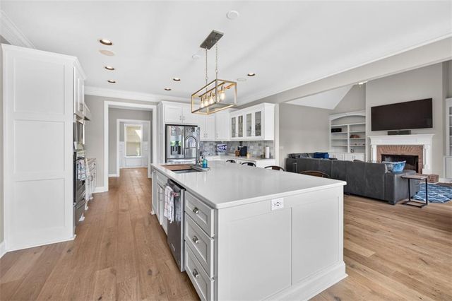 5704 Avalon Commons Way, Clermont, GA 30527