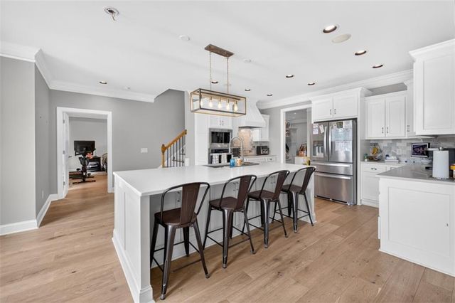 5704 Avalon Commons Way, Clermont, GA 30527