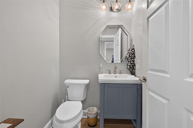 5704 Avalon Commons Way, Clermont, GA 30527