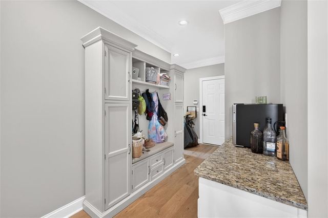 5704 Avalon Commons Way, Clermont, GA 30527