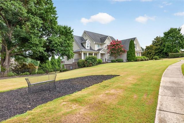 5704 Avalon Commons Way, Clermont, GA 30527