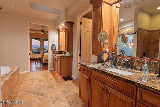 1216 Titania Court, Las Cruces, NM 88007