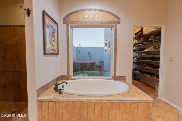 1216 Titania Court, Las Cruces, NM 88007