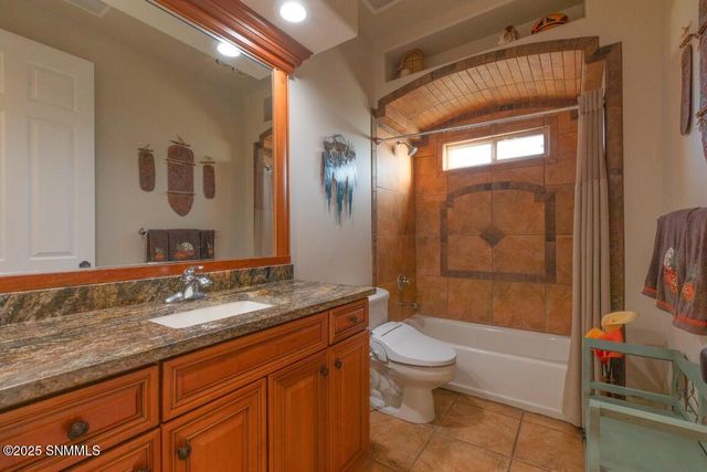 1216 Titania Court, Las Cruces, NM 88007