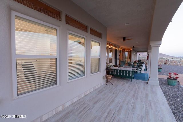 1216 Titania Court, Las Cruces, NM 88007