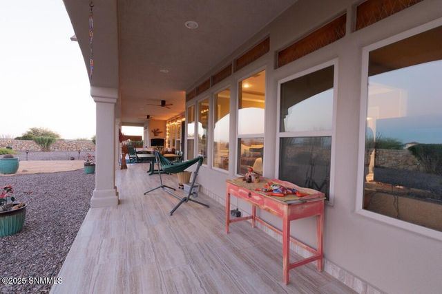 1216 Titania Court, Las Cruces, NM 88007