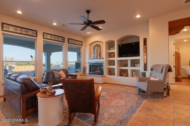 1216 Titania Court, Las Cruces, NM 88007