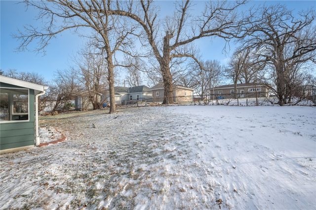 3979 Cox Avenue NW, Cedar Rapids, IA 52405