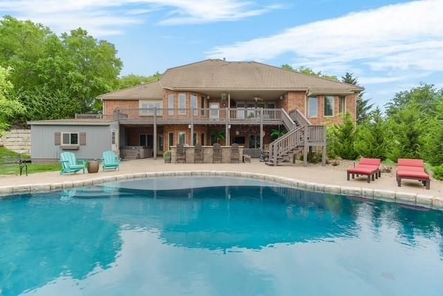 10777 W 179th Terrace, Overland Park, KS 66013