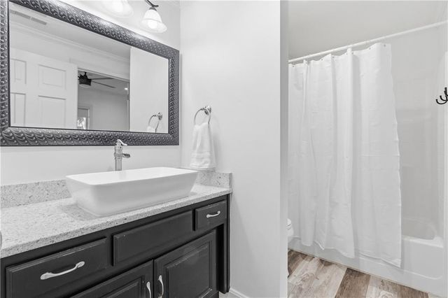 10777 W 179th Terrace, Overland Park, KS 66013