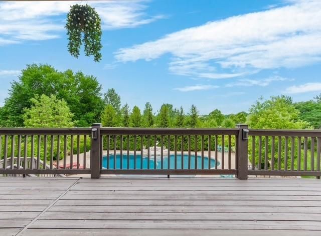 10777 W 179th Terrace, Overland Park, KS 66013