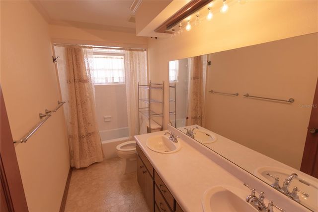 3618 ROYAL COURT N, Lakeland, FL 33812