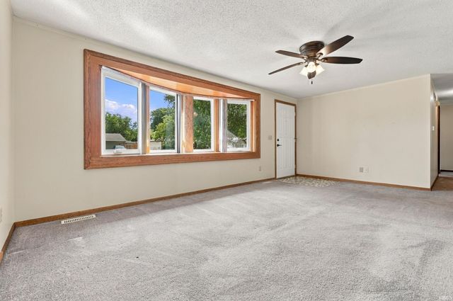 228 Twillo Run Drive, New Haven, IN 46774