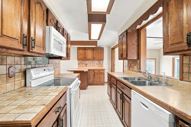 228 Twillo Run Drive, New Haven, IN 46774