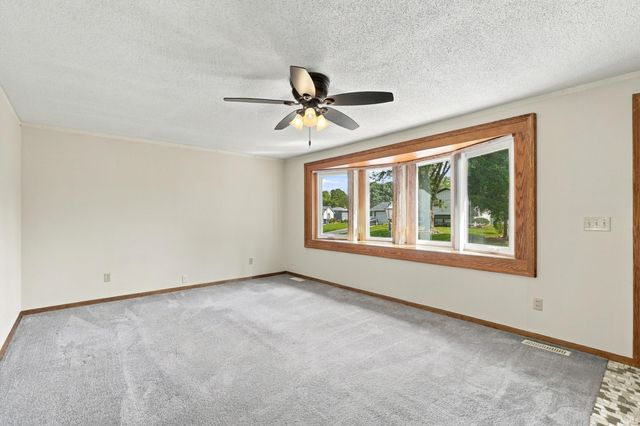 228 Twillo Run Drive, New Haven, IN 46774