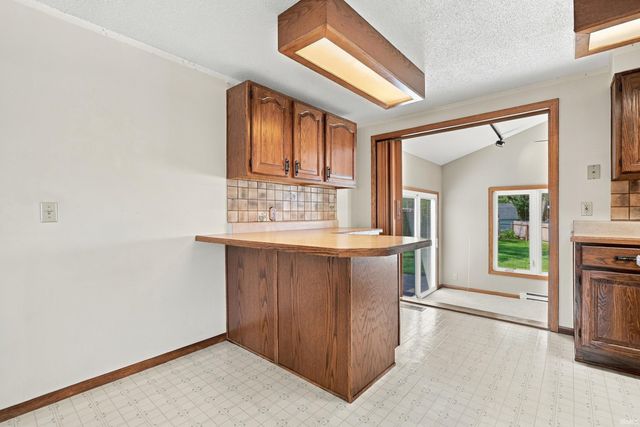 228 Twillo Run Drive, New Haven, IN 46774