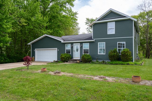 8521 Kephart Lane, Berrien Springs, MI 49103