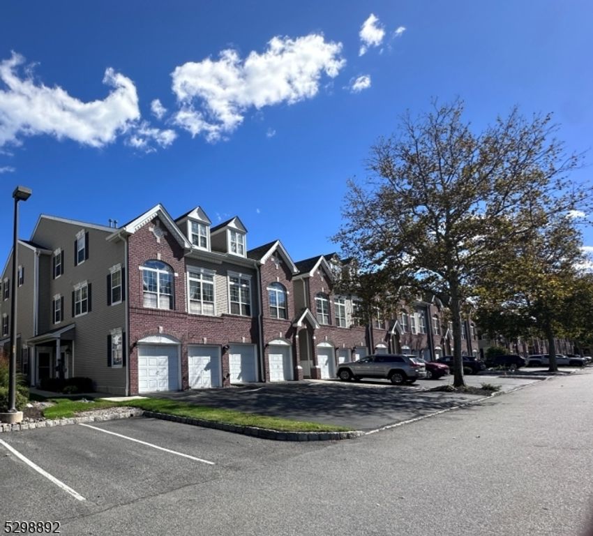 110 Carter Rd, Wanaque Boro, NJ 07420 — photo 2