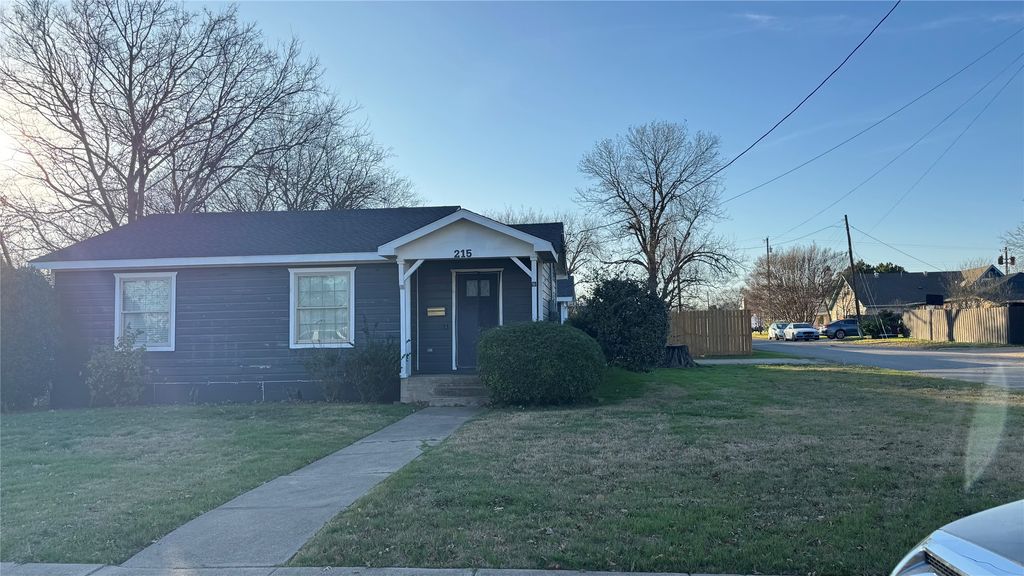 215 N Merrill Avenue, Duncanville, TX 75116