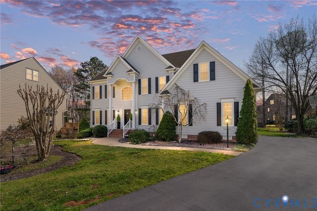 12305 Lynwood Dr, Glen Allen, VA 23059