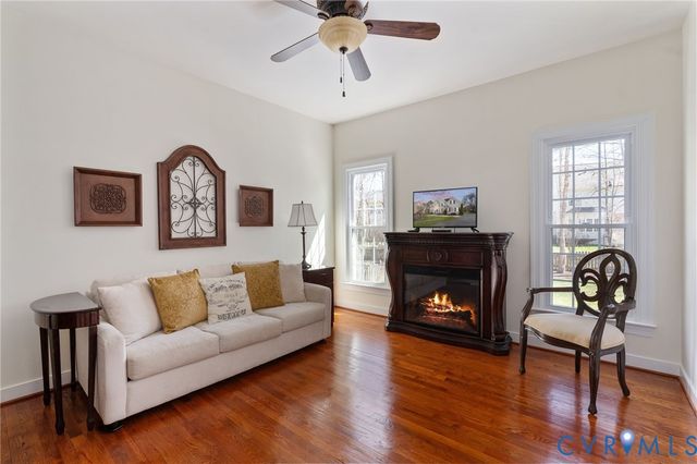 12305 Lynwood Dr, Glen Allen, VA 23059