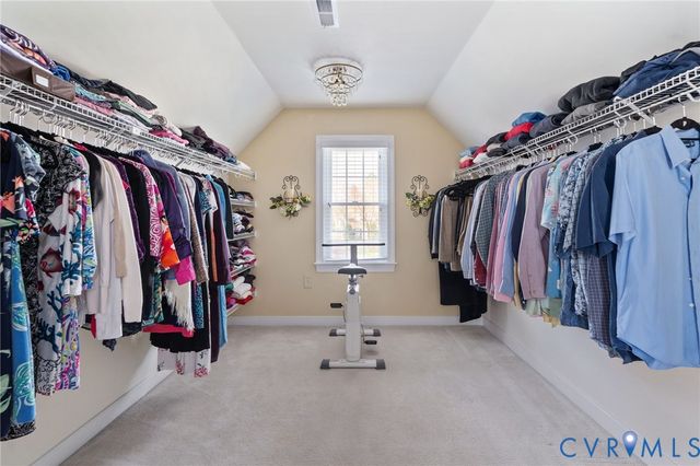 12305 Lynwood Dr, Glen Allen, VA 23059