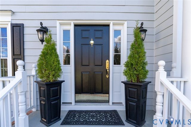 12305 Lynwood Dr, Glen Allen, VA 23059