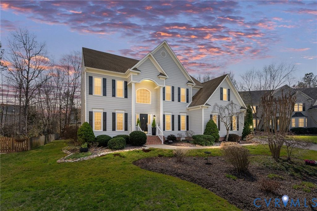 12305 Lynwood Dr, Glen Allen, VA 23059