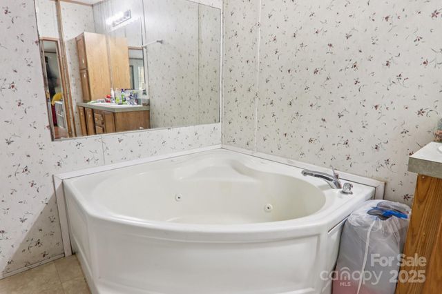 34 Emory Place, Asheville, NC 28806