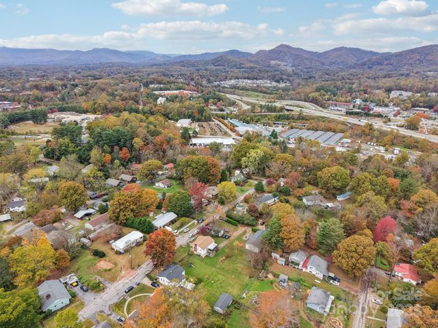 34 Emory Place, Asheville, NC 28806