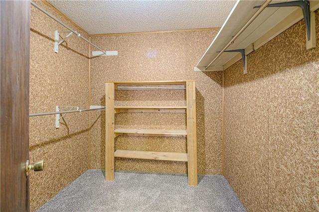 3925 S Bedford Avenue, Independence, MO 64055