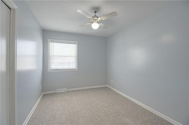 3925 S Bedford Avenue, Independence, MO 64055