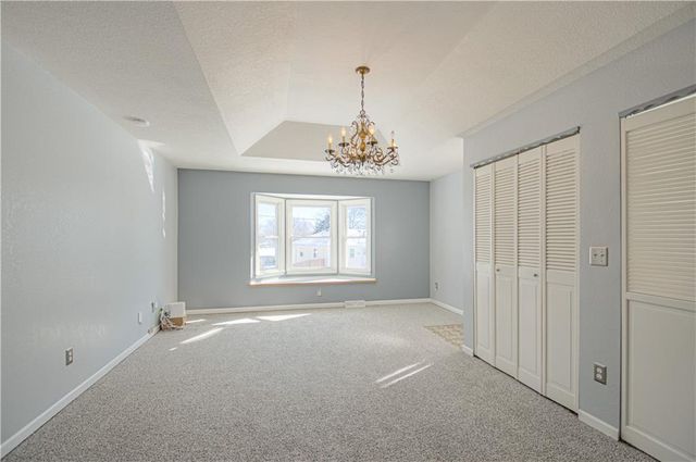 3925 S Bedford Avenue, Independence, MO 64055