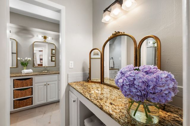 9616 Vinewood Drive, Dallas, TX 75228