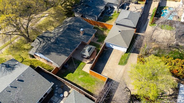 9616 Vinewood Drive, Dallas, TX 75228