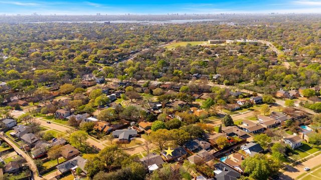 9616 Vinewood Drive, Dallas, TX 75228