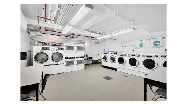 255 Cabrini Blvd Apt 4D, New York City, NY 10040