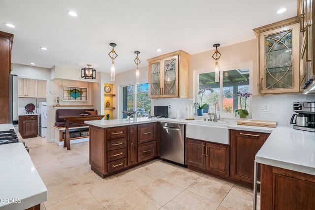 6065 Cielo Vista Court, Camarillo, CA 93012