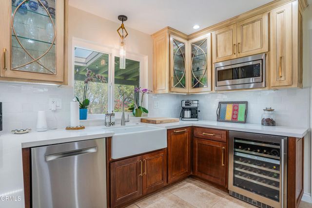 6065 Cielo Vista Court, Camarillo, CA 93012