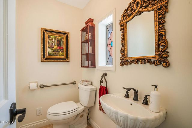 6065 Cielo Vista Court, Camarillo, CA 93012