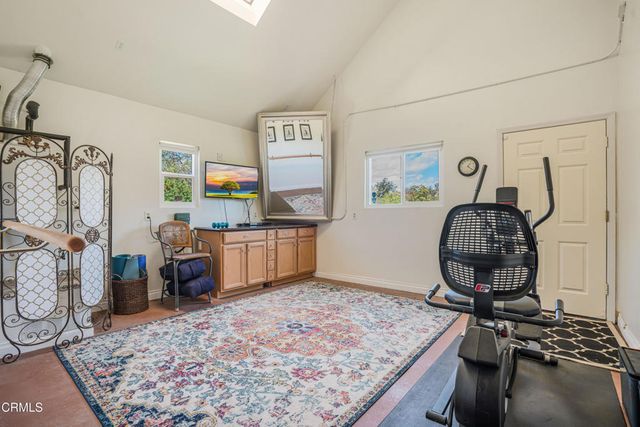 6065 Cielo Vista Court, Camarillo, CA 93012