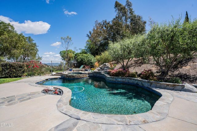6065 Cielo Vista Court, Camarillo, CA 93012