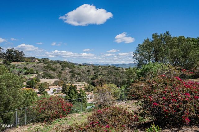 6065 Cielo Vista Court, Camarillo, CA 93012